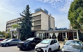 Hotel Forum - Free Parking
